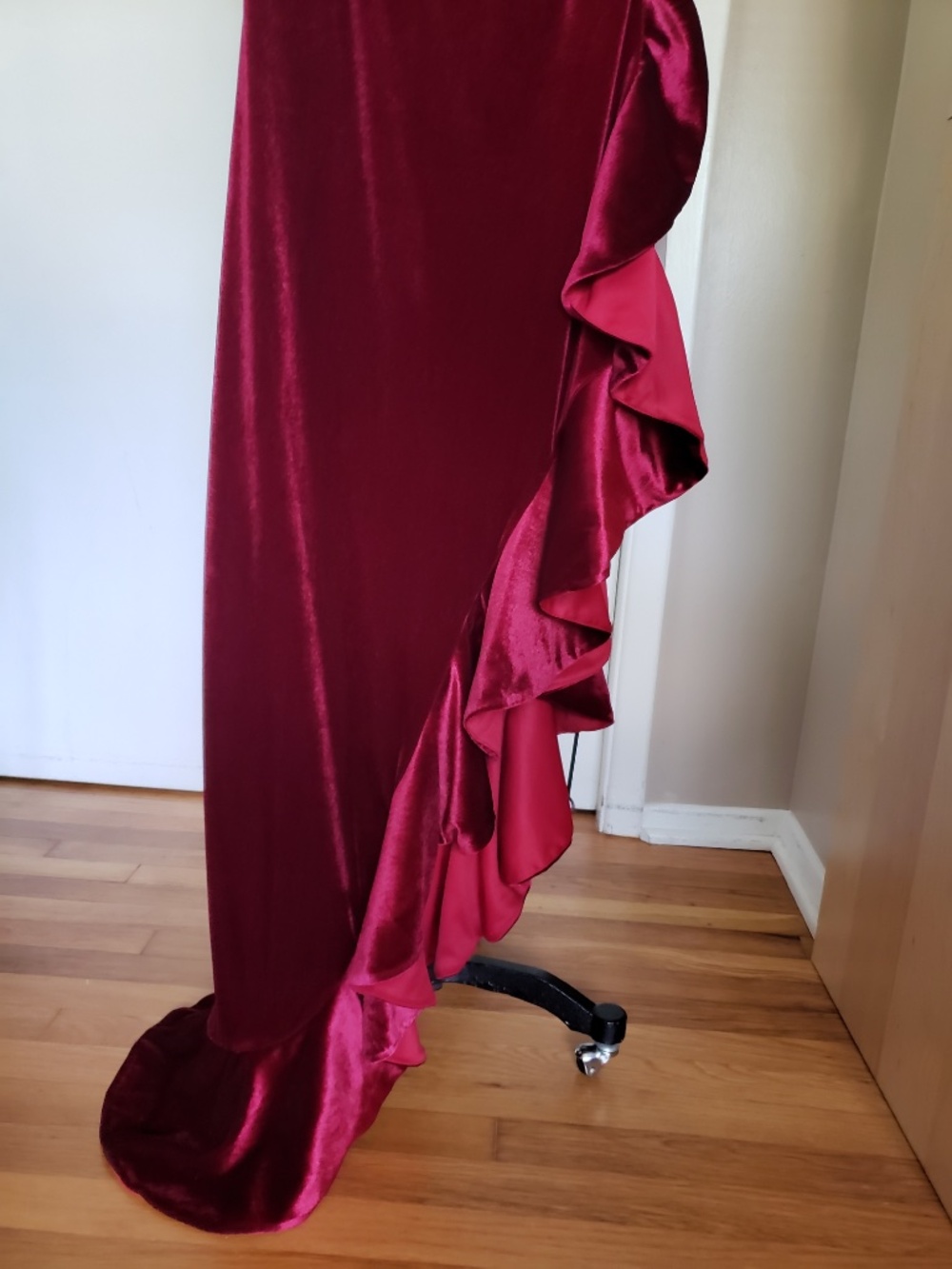 Velvet One Shoulder Ruffle Dress Size Medium - Picture 9 of 10